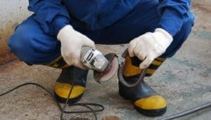 Can Steel Toe Boots Cause Numbness?